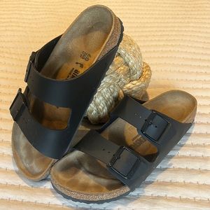 Birkenstock Arizona only worn twice!